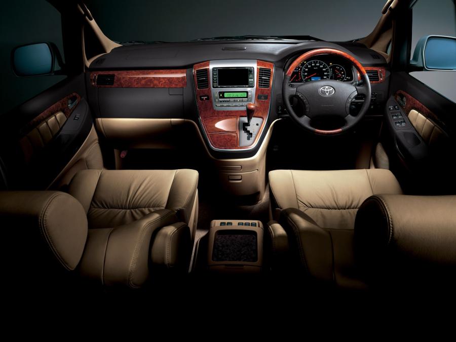  Toyota Alphard 2002 года  (фото 7 из 12)